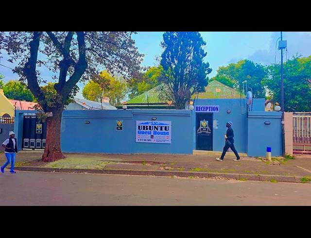 BUSINESS FOR SALE IN YEOVILLE